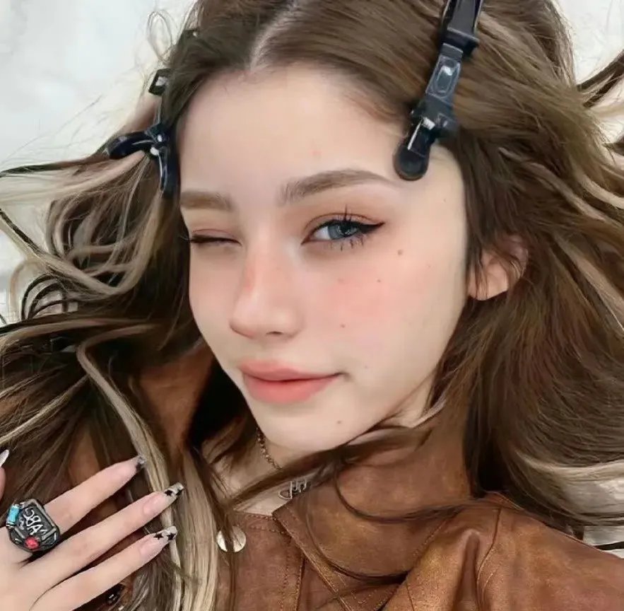 霹雳娇娃战丧尸